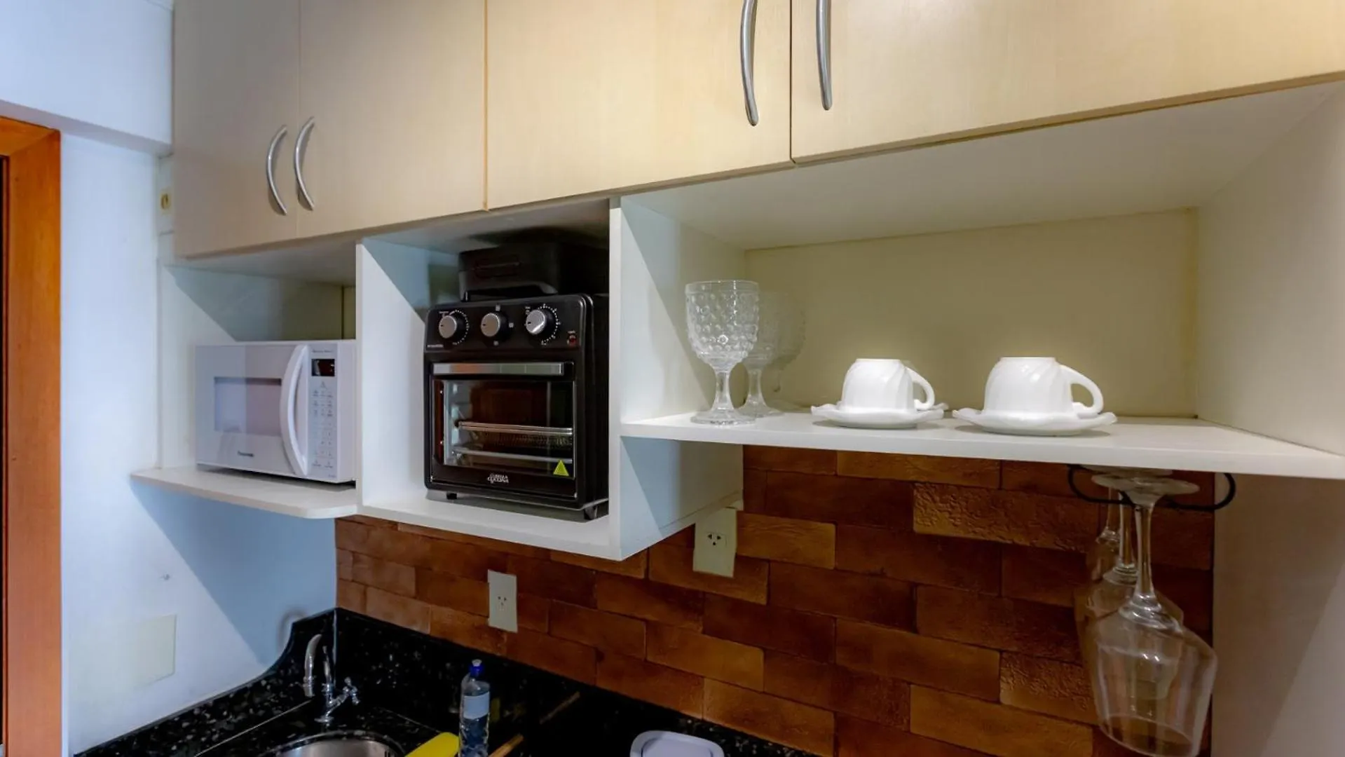 Apartamento Apt 1 Dorm Com Vaga - 400M Da Praia Balneário Camboriú