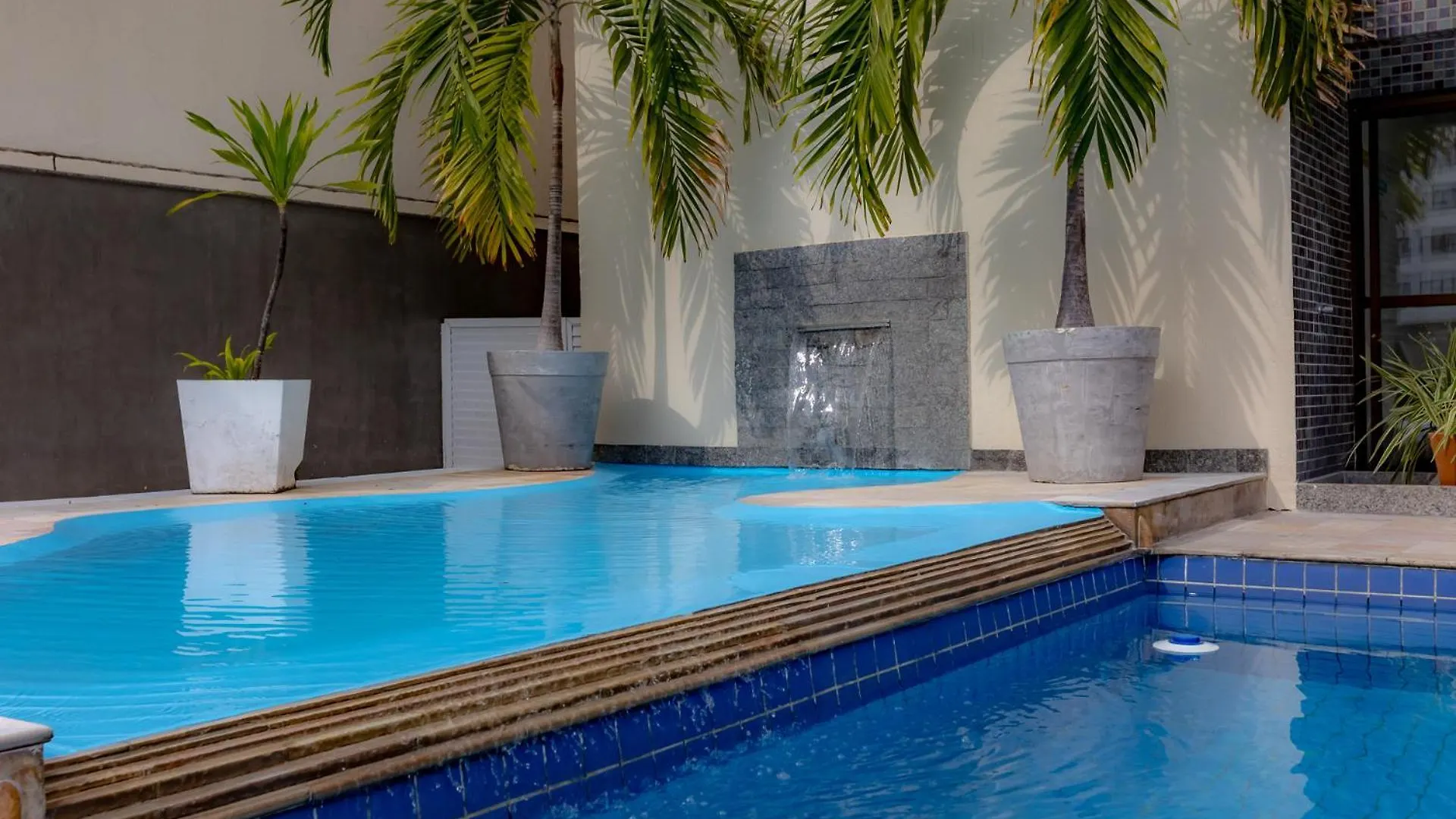 Apt 1 Dorm Com Vaga - 400M Da Praia Balneário Camboriú